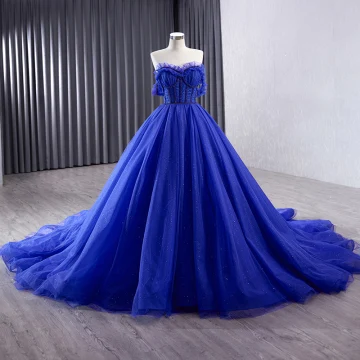 High End Kungsblå Glittriga Glitter Handgjort Beading Rhinestone Balklänningar 2024 Balklänning Axelbandslös Ärmlös Halterneck Chapel Train Bal Formella Klänningar