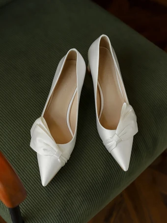 Simple Ivoire Noeud Chaussure De Mariée 2024 Cuir 5 Cm Talons Aiguilles À Bout Pointu Mariage Escarpins Talons Hauts