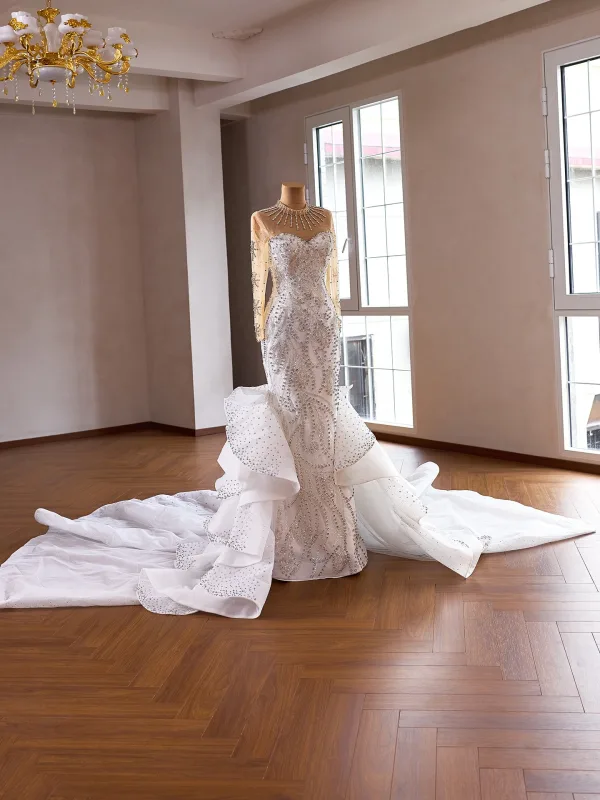 Luxury / Gorgeous White Handmade  Beading Pearl Rhinestone Sequins Wedding Dresses 2026 Trumpet / Mermaid Scoop Neck Long Sleeve Backless Chapel Train