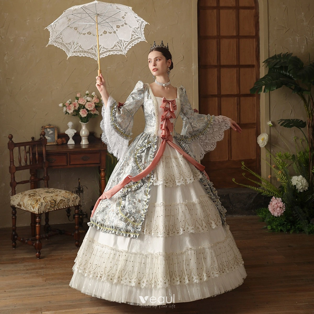 Vintage Originale Medievale Blanche En Dentelle Fleur Noeud Robe De Bal 2024 Robe Boule Encolure Carree Manches de cloche Longue Promo Robe De Ceremonie