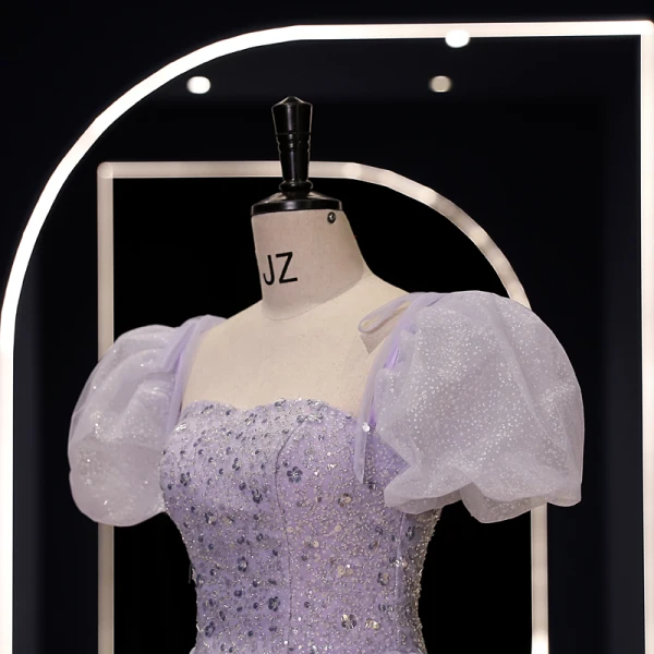 Elegante Lavendel Pailletten Ballkleider 2023 A Linie Eckiger Ausschnitt Geschwollenes Kurze Ärmel Rückenfreies Lange Ball Festliche Kleider