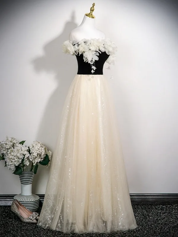 Chic / Beautiful Champagne Appliques Prom Dresses 2025 A-Line / Princess Off-The-Shoulder Short Sleeve Backless Floor-Length / Long Formal Dresses