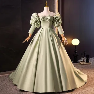 Elegant Salvie Grønn Satin Ballkjoler 2023 Ballkjole Strapless Puffy Korte Ermer Ryggløse Sløyfe Feie Tog Formelle Kjoler