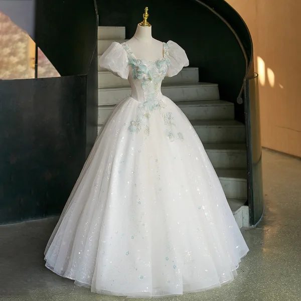 Élégant Blanche Perlage Paillettes Perle Robe De Bal 2026 Robe Boule Encolure Carrée Gonflée Manches Courtes Dos Nu Longue Robe De Ceremonie