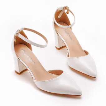 Modest Simple White Wedding Shoes 2023 Ankle Strap 10 Cm Thick Heels Pointed Toe Wedding Shoes High Heels
