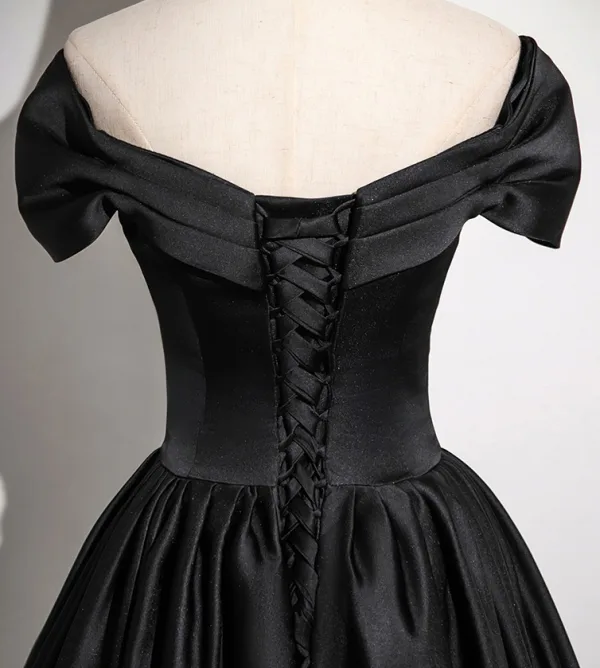 Audrey Hepburn Style Black Satin Prom Dresses 2025 A-Line / Princess V-Neck Short Sleeve Backless Floor-Length / Long Prom Formal Dresses