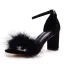 Charmant Schwarz Feder Abend Sandalen Damen 2026 Knöchelriemen 7 cm Stilettos Peeptoes Sandaletten Hochhackige