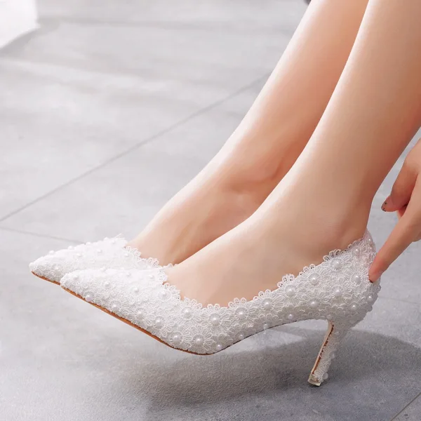 Chic / Beautiful White Pearl Lace Flower Wedding Shoes 2022 7 cm Stiletto Heels Pointed Toe Wedding Pumps High Heels