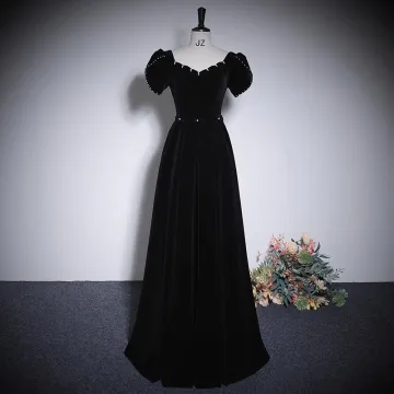 Élégant Noire Velours Robe De Bal 2023 Princesse Perle Encolure Carrée Manches Courtes Dos Nu Longue Promo Robe De Ceremonie