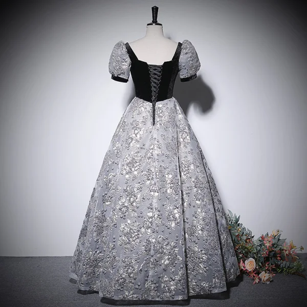 Élégant Noire Impression Robe De Bal 2022 Princesse Encolure Carrée Manches Courtes Dos Nu Longue Promo Robe De Ceremonie