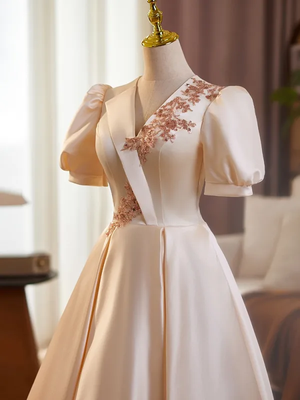 Elegant Champagne Sequins Satin Prom Dresses 2025 Ball Gown V-Neck Short Sleeve Backless Floor-Length / Long Prom Formal Dresses