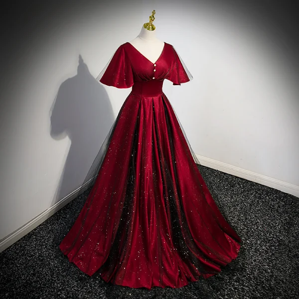 Elegant Burgundy Satin Prom Dresses 2023 A-Line / Princess V-Neck Short Sleeve Backless Floor-Length / Long Prom Formal Dresses