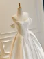 Elegant High-end Ivory Handmade  Beading Lace Flower Satin Wedding Dresses 2026 A-Line / Princess Strapless Sleeveless Backless Floor-Length / Long