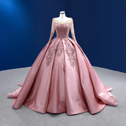 High-end Vintage Sukkertøyrosa Beading Perle Paljetter Ballkjoler 2022 Satin Ballkjole Scoop Halsen Langermede Ryggløse Domstol Tog Ball Formelle Kjoler