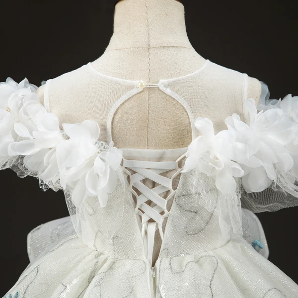 Classic White Birthday Flower Girl Dresses 2022 Ball Gown Scoop Neck Ruffle Short Sleeve Appliques Sequins Backless Sweep Train Flower Girl Dresses