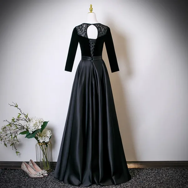 Vintage / Retro Black Lace Flower Satin Mother Of The Bride Dresses 2025 A-Line / Princess Scoop Neck Long Sleeve Backless Floor-Length / Long