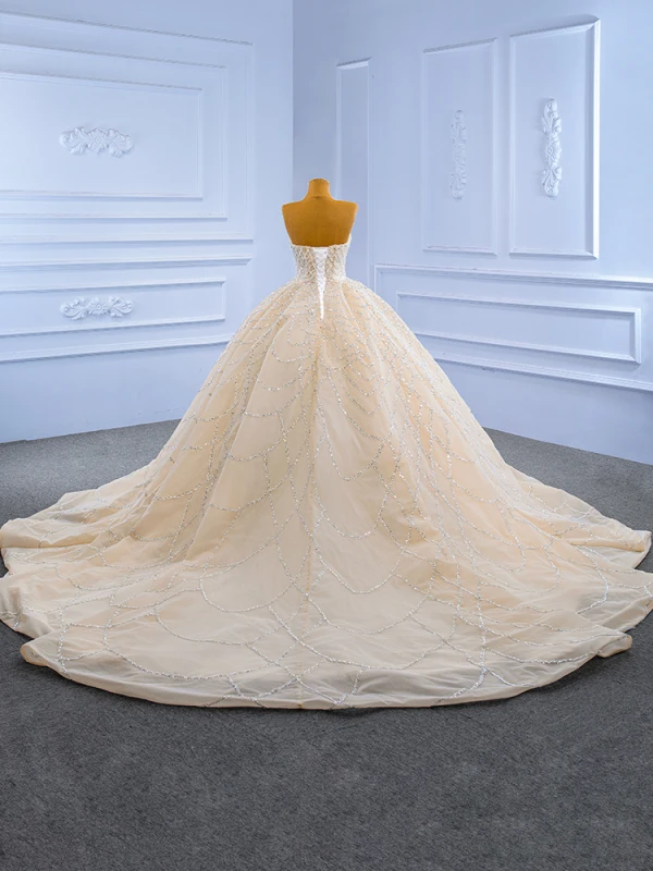 Haut de Gamme Champagne Paillettes Robe De Mariée 2022 Robe Boule Bustier Sans Manches Dos Nu Royal Train Mariage