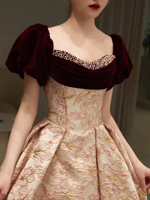 Elegant Burgundy Printing Pearl Prom Dresses 2023 A-Line / Princess Off-The-Shoulder Short Sleeve Backless Floor-Length / Long Prom Formal Dresses
