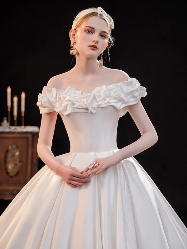 Modest / Simple Ivory Ruffle Short Sleeve Wedding Dresses 2021 Off-The-Shoulder Crossed Straps Chapel Train Church Satin Ball Gown