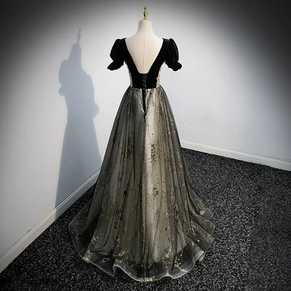 Chic / Belle Noire Perlage Robe De Bal 2022 Princesse Encolure Dégagée Manches Courtes Dos Nu Longue Robe De Ceremonie