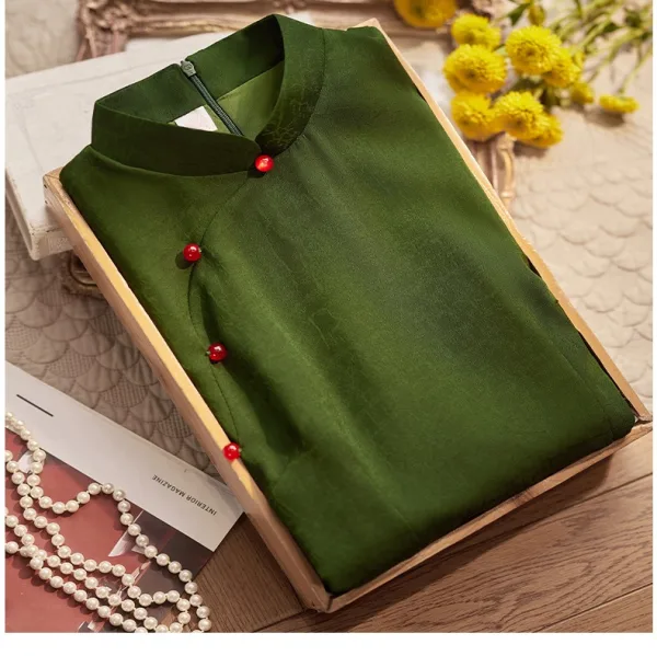 Vintage Ciemnozielony Wieczorowe Cheongsam 2025 Syrena / Rozkloszowane Wysokiej Szyi Bez Rękawów Długie Cheongsam
