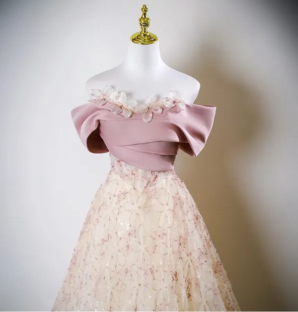 Elegante Rosa Perlenstickerei Applikationen Ballkleider 2025 Off Shoulder Kurze Ärmel Rückenfreies Sweep / Pinsel Zug Tülle Festliche Kleider
