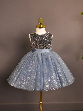 Bling Bling Gris Paillettes Courte Anniversaire Robe Ceremonie Fille 2023 Robe Boule Encolure Dégagée Sans Manches Noeud