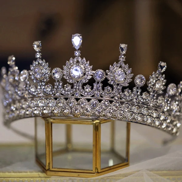 Baroque Silver Rhinestone Alloy Tiara 2022 Wedding Bridal Hair Accessories
