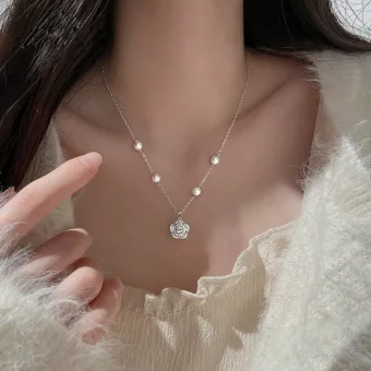 Fashion Silver Rhinestone Flower Pearl Evening Party Sterling Silver Necklaces Accessories 2023