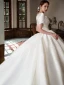 Vintage / Retro Modest / Simple Ivory Satin Wedding Dresses 2022 Ball Gown Scoop Neck Puffy Short Sleeve Pearl Royal Train Wedding