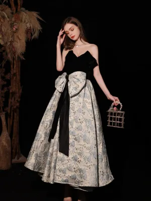 Charmant Noire Floral Robe De Soirée 2022 Princesse Bustier Sans Manches Noeud Dos Nu Longue Soirée Robe De Ceremonie