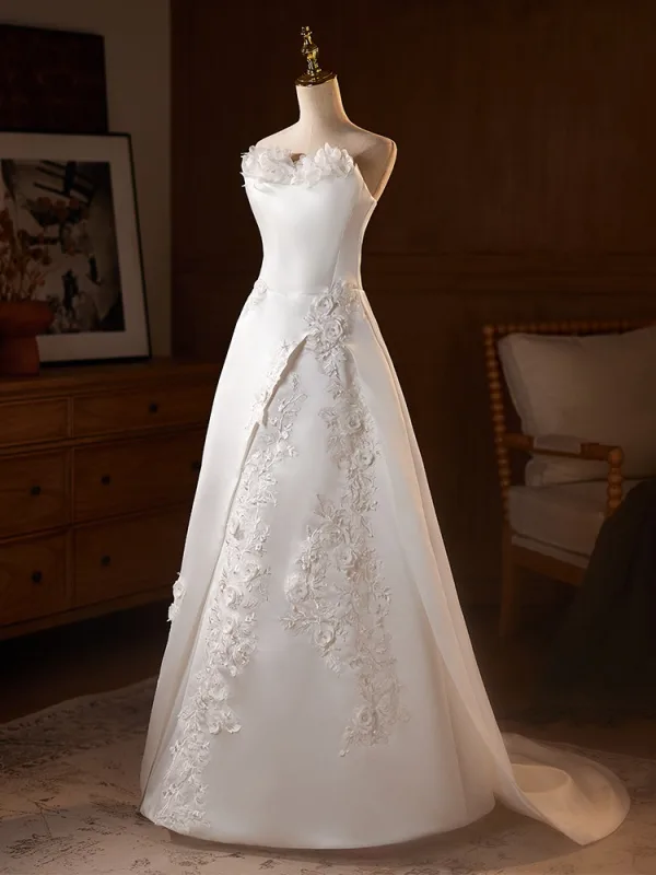 Élégant Blanche En Dentelle Fleur Appliques Satin Légère Robe De Mariée 2025 Princesse Bustier Sans Manches Dos Nu Train De Balayage Mariage