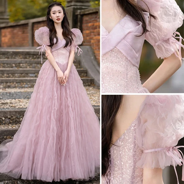 Chic / Belle Couleur Unie Rougissant Rose Plissée Paillettes Robe De Bal 2023 Princesse V-Cou Gonflée Manches Courtes Dos Nu Noeud Longue Promo Robe De Ceremonie
