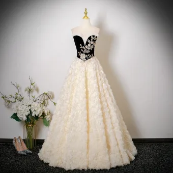 Fée Des Fleurs Champagne Paillettes Appliques Robe De Bal 2025 Robe Boule Bustier Sans Manches Dos Nu Longue Robe De Ceremonie