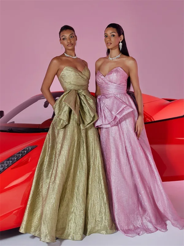 Sexy Gold Prom Dresses 2025 A-Line / Princess Strapless Bow Sleeveless Backless Floor-Length / Long Formal Dresses