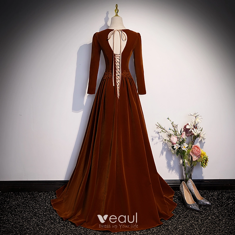 Vintage Originale Marron Velour Daim Tomber Hiver Robe De Bal 2023 Princesse Encolure Carree Manches Longues Dos Nu Noeud Train De Balayage Promo Robe De Ceremonie