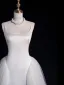 Audrey Hepburn-Stil Weiß Satin Brautkleider / Hochzeitskleider 2023 A Linie Spaghettiträger Ärmellos Rückenfreies Sweep / Pinsel Zug Hochzeit