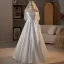 Vintage / Retro White Satin Wedding Dresses 2025 A-Line / Princess Strapless Sleeveless Backless Floor-Length / Long