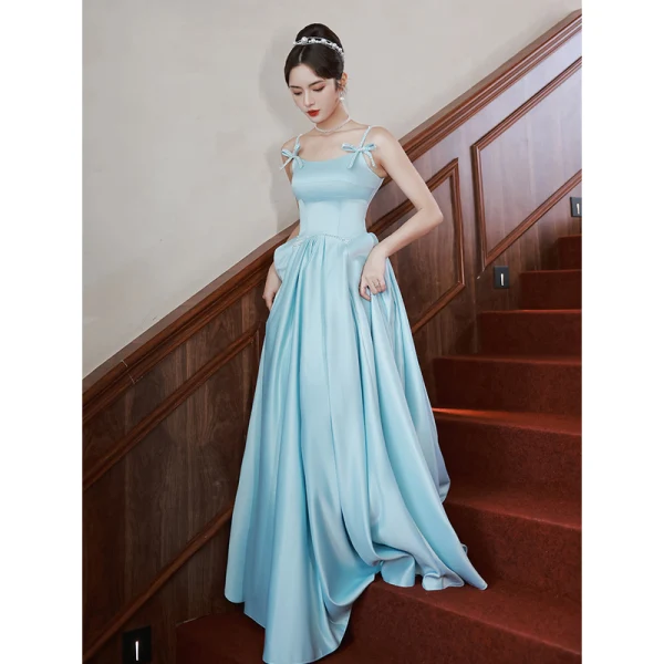 Fashion Sky Blue Satin Homecoming Graduation Dresses 2022 A-Line / Princess Pearl Bow Spaghetti Straps Sleeveless Backless Floor-Length / Long Formal Dresses