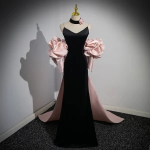 Sexy Black Evening Dresses 2023 Trumpet Mermaid Spaghetti Straps Puffy Short Sleeve Backless Bow Sweep Train Evening Party Formal Dresses