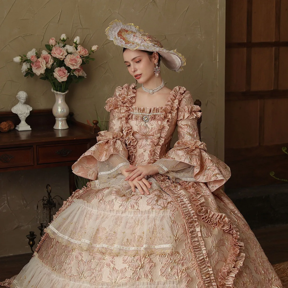 Vintage Retro Medieval Gothic Blushing Pink Pearl Sequins Rhinestone Prom Dresses 2024