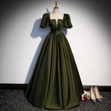 Vintage Satin Dunkelgrün Ballkleider 2022 A Linie Eckiger Ausschnitt Geschwollenes Kurze Ärmel Rückenfreies Schleife Stoffgürtel Lange Festliche Kleider