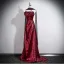 Sexy Bordeaux Paillettes Robe De Soirée 2025 Trompette / Sirène Volants Bustier Sans Manches Dos Nu Train De Balayage Robe De Ceremonie