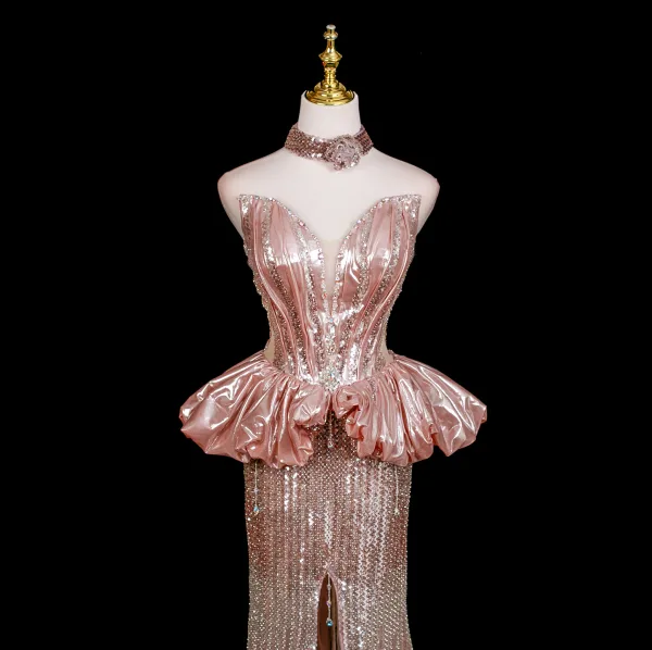 Sexy Rødmende Rosa Rhinestone Paljetter Asymmetrisk Selskapskjoler 2025 Trompet / Havfrue Kjæreste Uten Ermer Ryggløse Feie Tog Formelle Kjoler