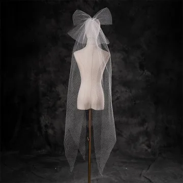 Unusual White Bow Tulle Wedding Veils 2025