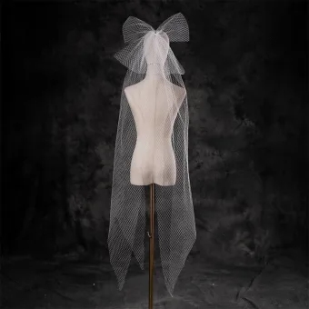 Unusual White Bow Tulle Wedding Veils 2025