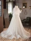 Leichtes Schlicht Ivory / Creme Brautkleider / Hochzeitskleider 2023 A Linie Bandeau Applikationen Ärmellos Rückenfreies Sweep / Pinsel Zug Hochzeit