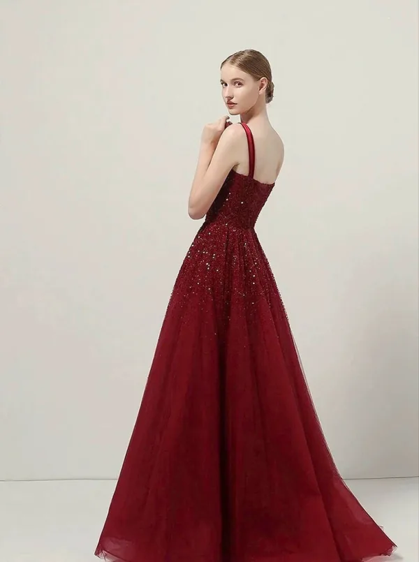 Bling Bling Burgundy Beading Sequins Evening Dresses 2026 A-Line / Princess Spaghetti Straps Sleeveless Backless Sweep Train