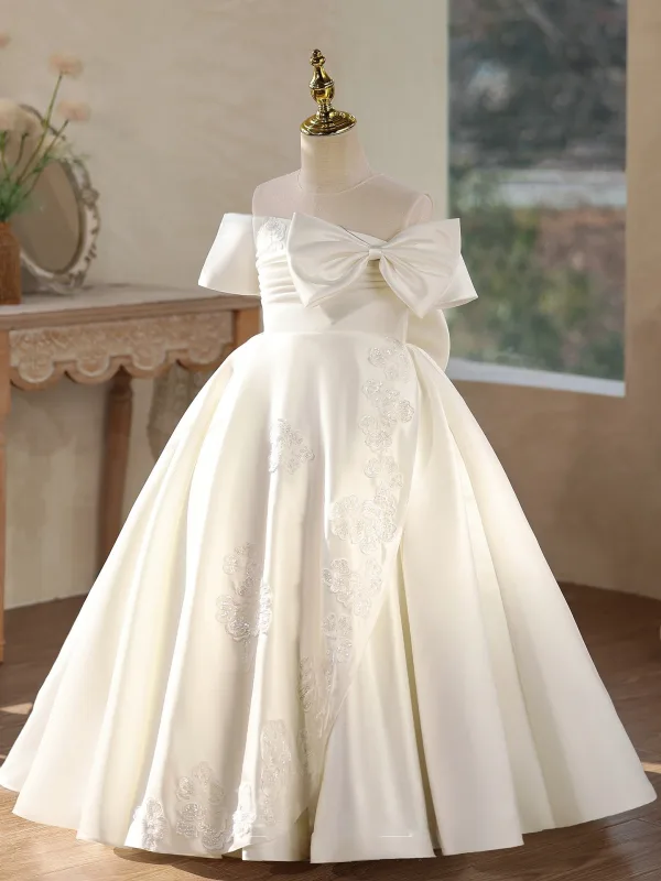 Elegante Ivory / Creme Satin Schleife Hochzeit Blumenmädchenkleider 2026 Ballkleid Rundhalsausschnitt Kurze Ärmel Rückenfreies Lange