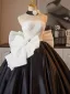 Style Audrey Hepburn Noire Noeud Robe De Bal 2024 Robe Boule Bustier Sans Manches Dos Nu Train De Balayage Promo Robe De Ceremonie